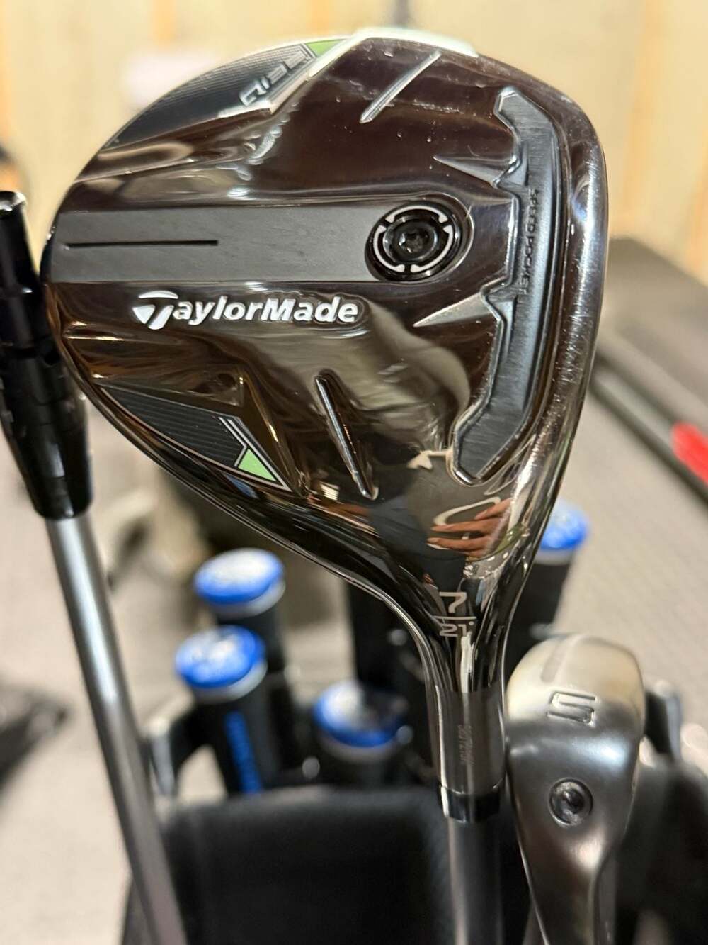 TaylorMade Qi35 7 Wood 21° Ventus Regular Flex RH